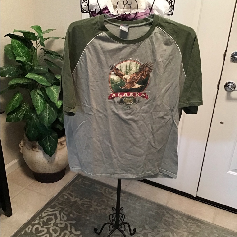 Men’s T-shirt